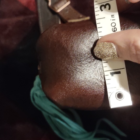 Custom made cow leather fringe bag. - Picture 10 of 16